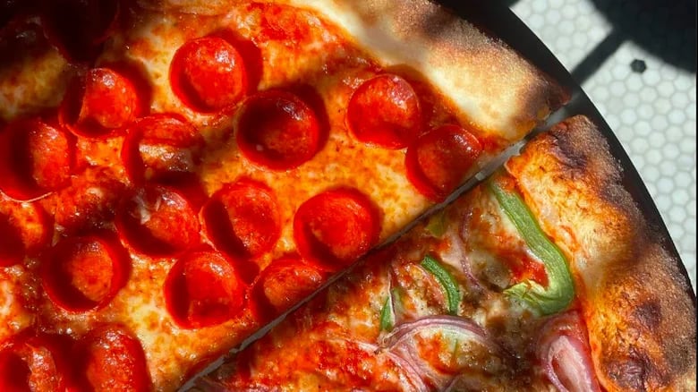 Grand Street Pizza 2
