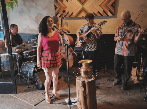 HANNA RIFKIN & THE HANDSOMES 1