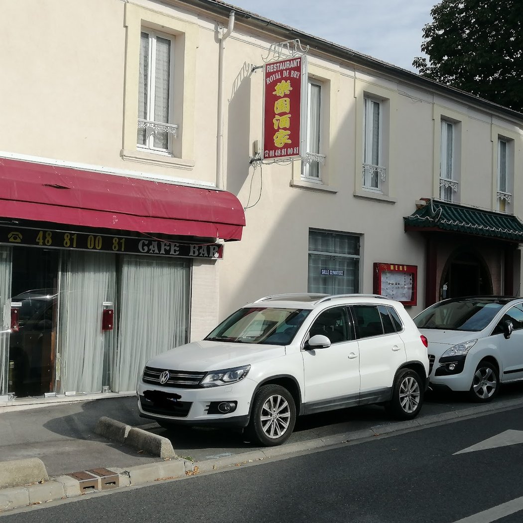 Royal de Bry 3