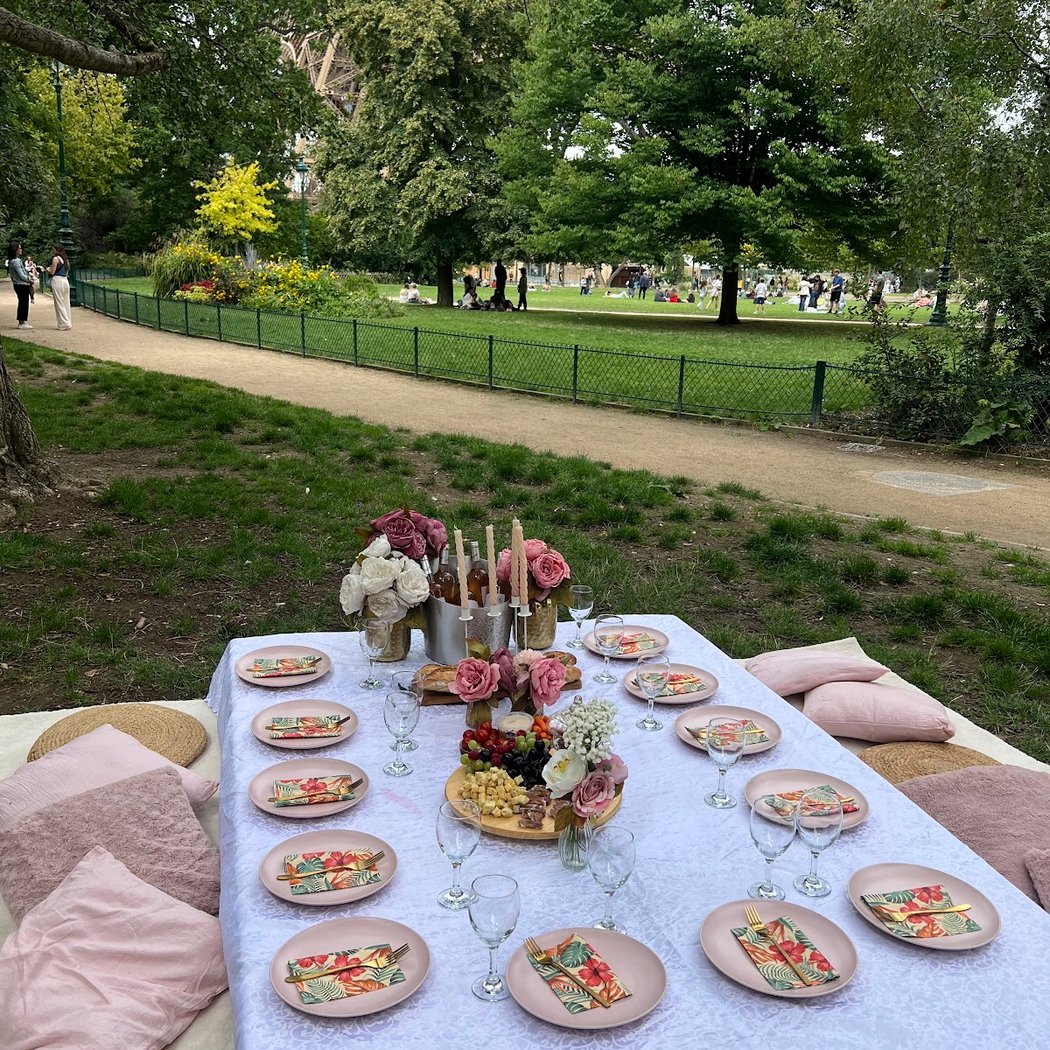 Picnic in Paris 2
