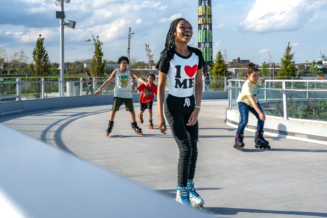 Summer Roller Skating on The Ribbon 3