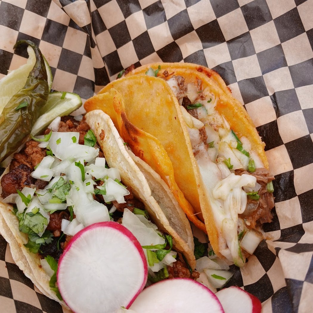 Galvan’s Eatery & Beer Garden 3