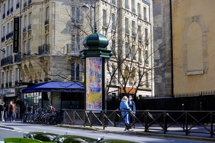 Rue de Bagnolet 1