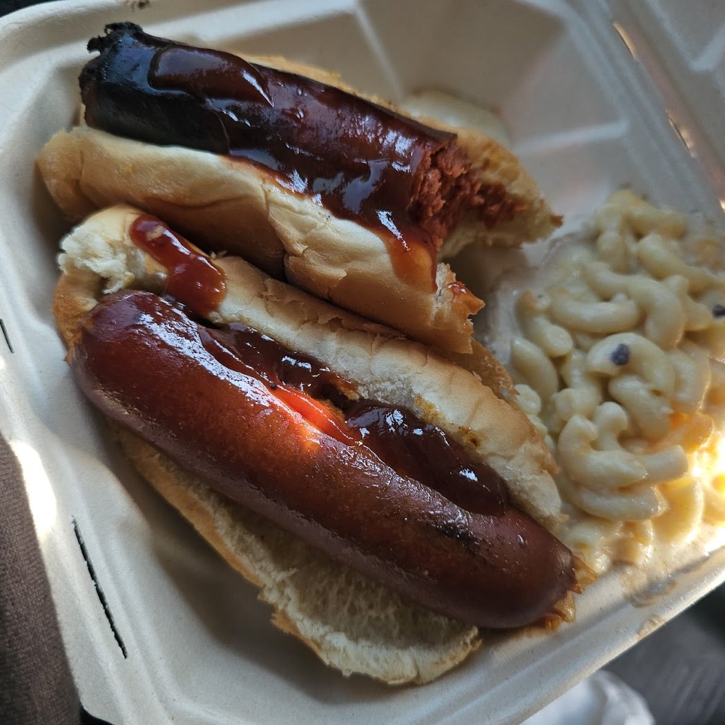 Drew's Barbecue 2