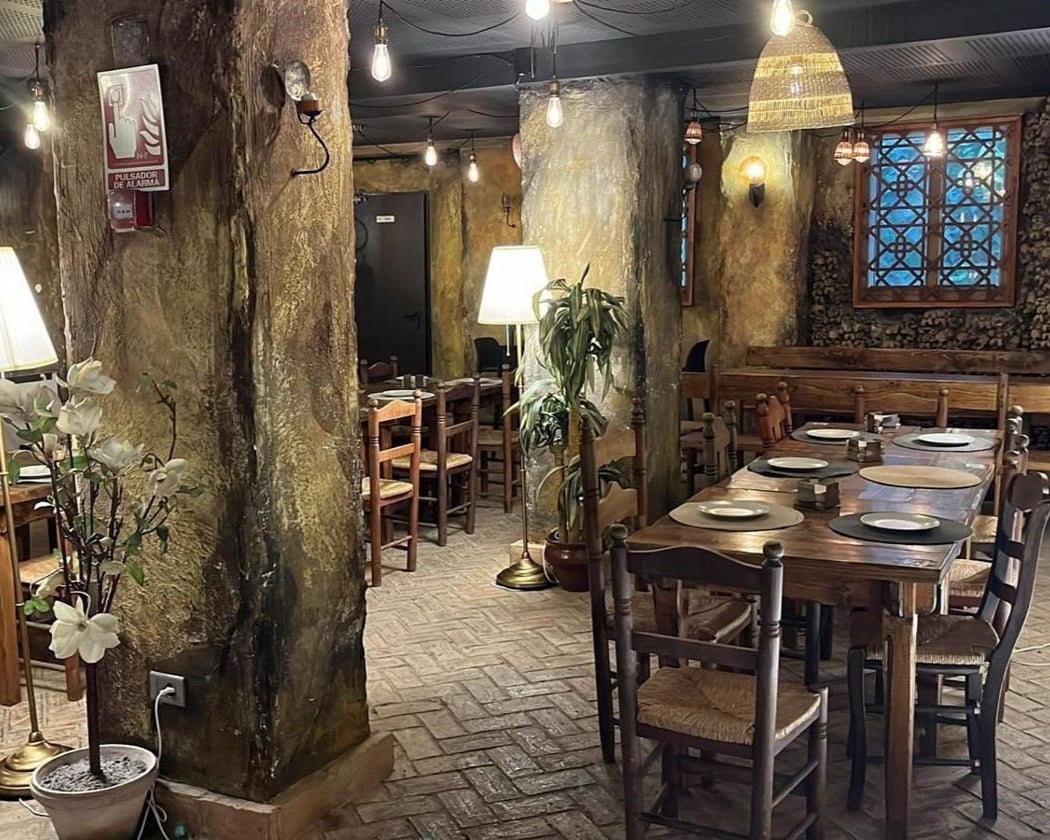 Cervecería Bar Puerta Del Perdón 2
