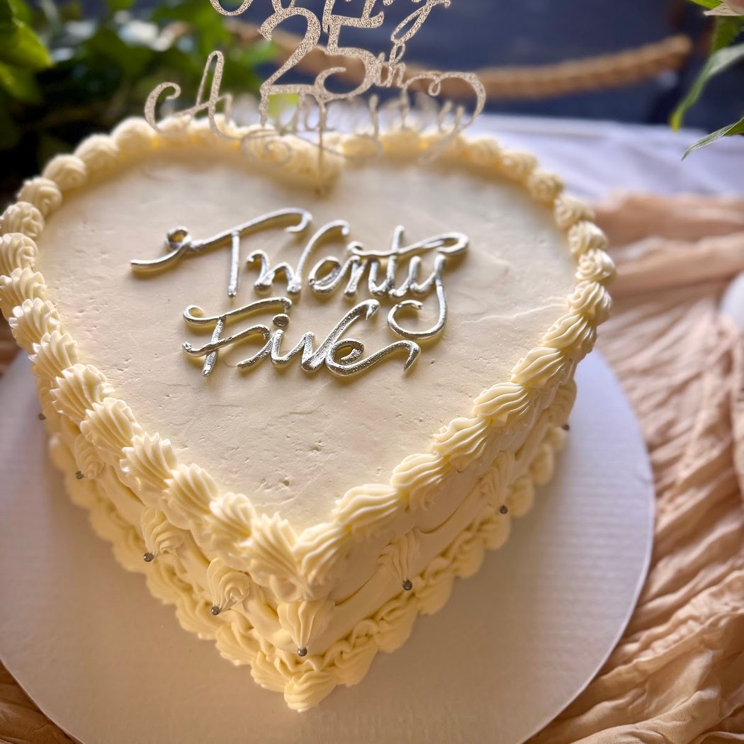 Max’s Cakes 1