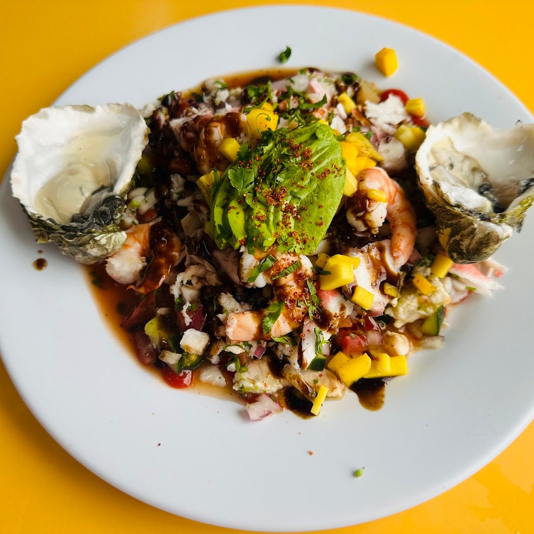 Mariscos Pura Vitamina “Riviera” 1