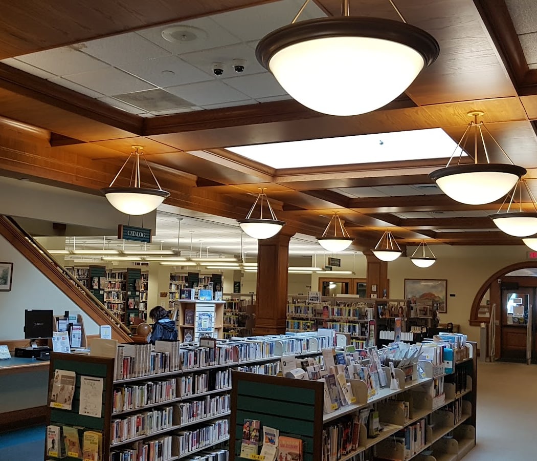 Middletown Thrall Library 1