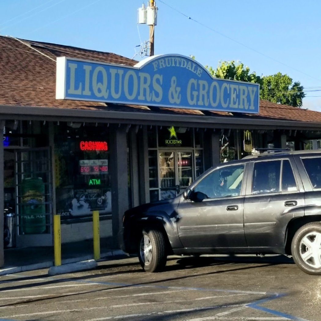 Fruitdale Liquors 3