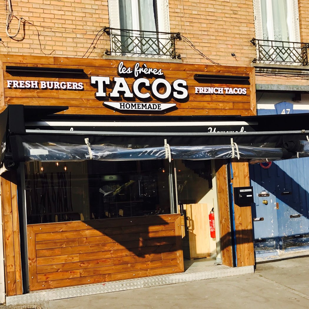 LES FRÈRES TACOS (Burgers & Tacos Gourmets) des produits frais 2