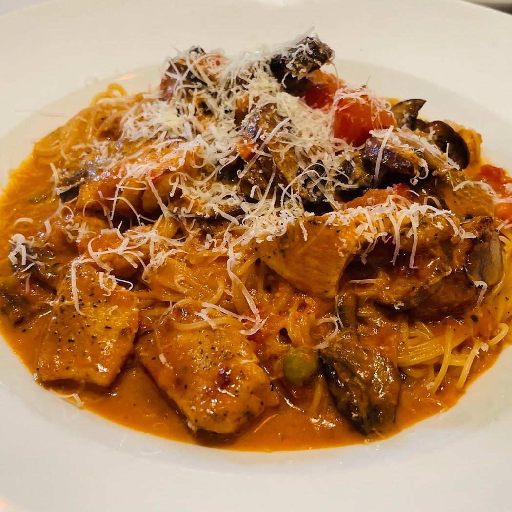 La Collina Italian Restaurant 3