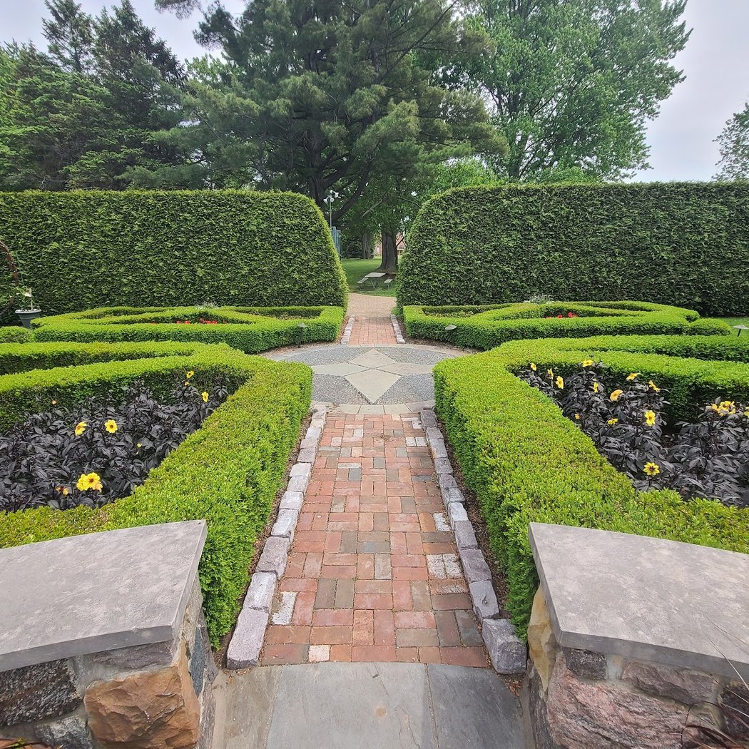 Taylor Conservatory & Botanical Gardens 2