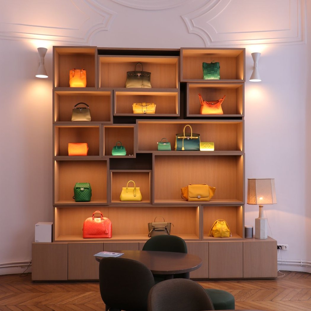 Collector Square 2
