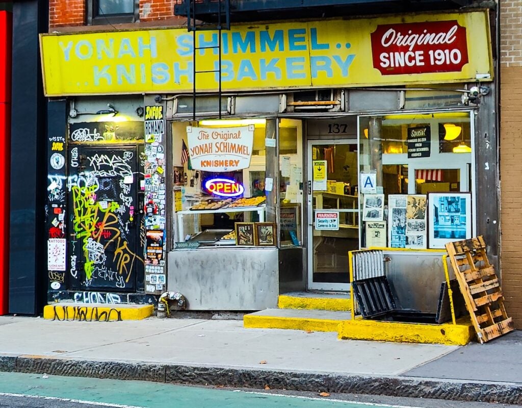 Yonah Schimmel's Knish Bakery 2
