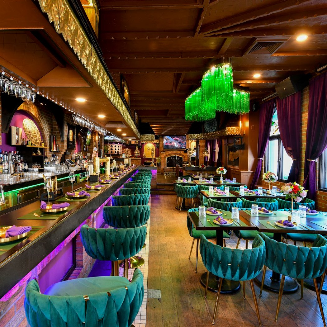 Faarzi Himalayan Bar and Grill 2