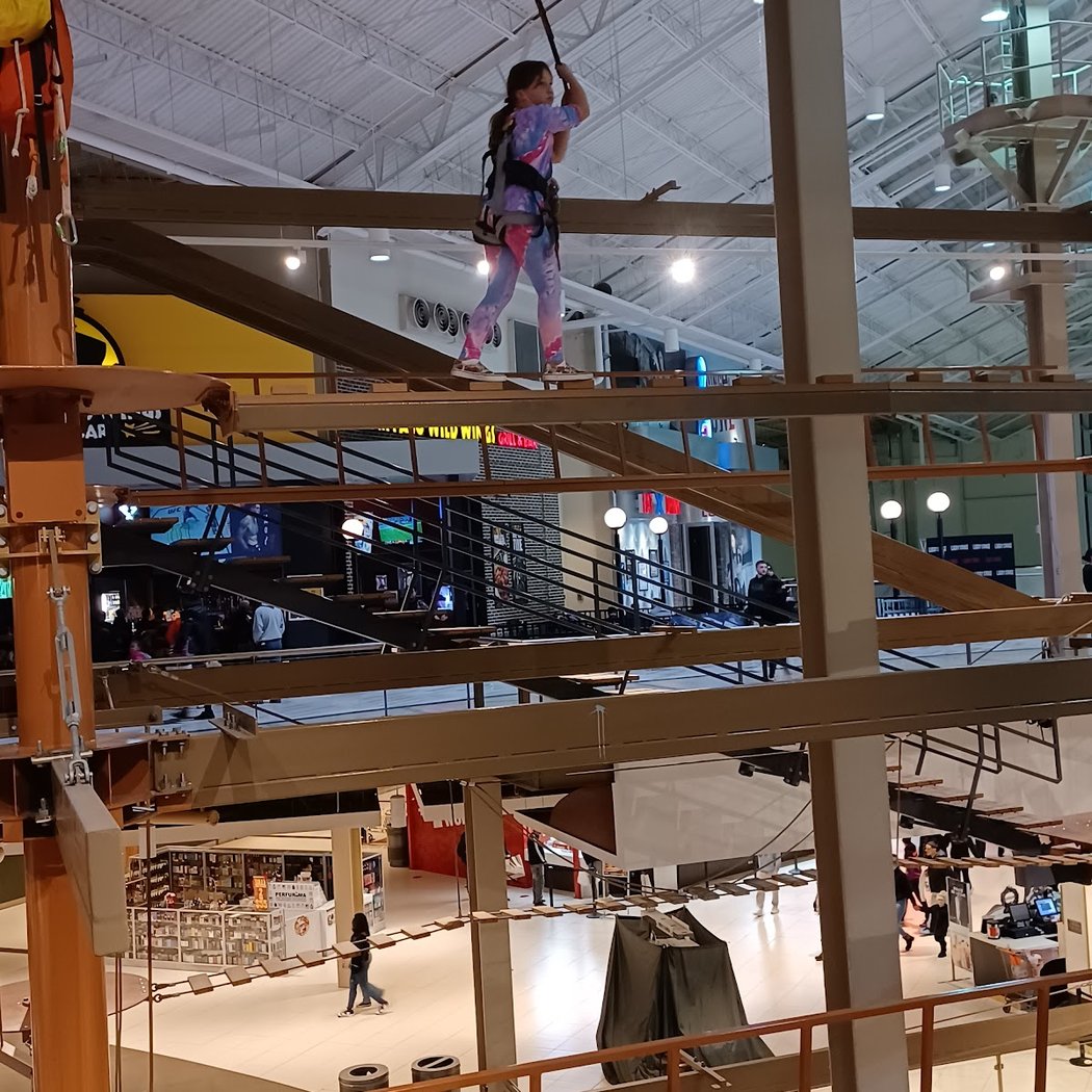 Palisades Center 1