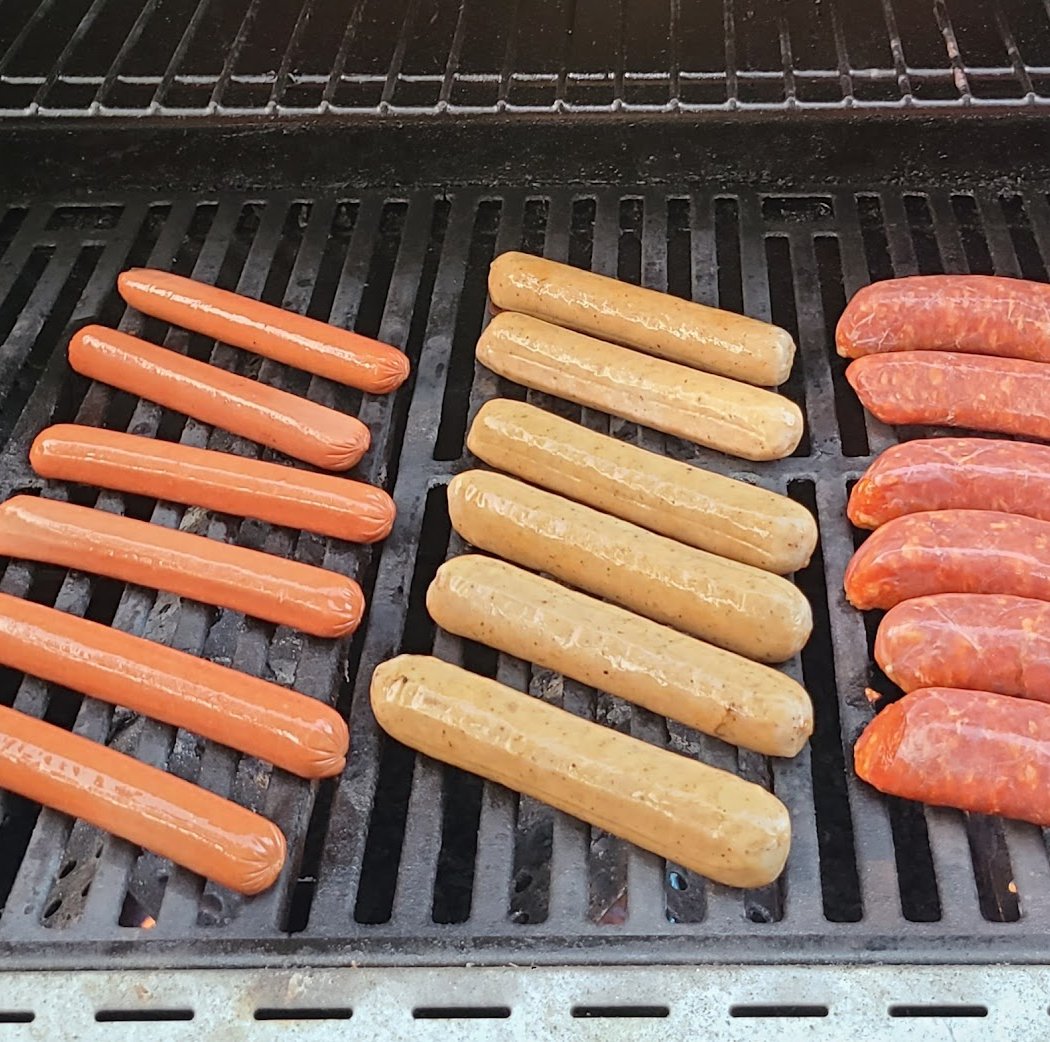 Hot Dog Cinema 3