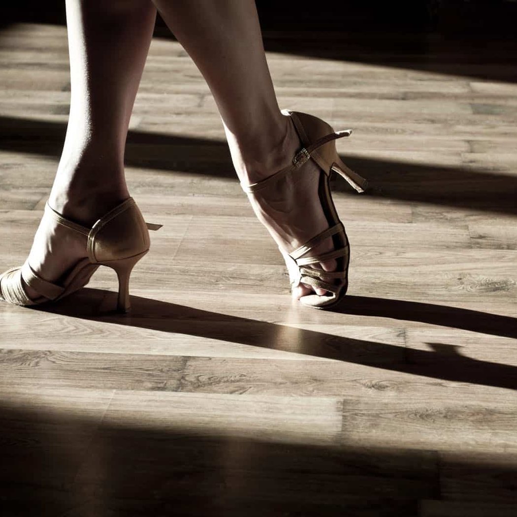 Valentine’s-themed dance 1
