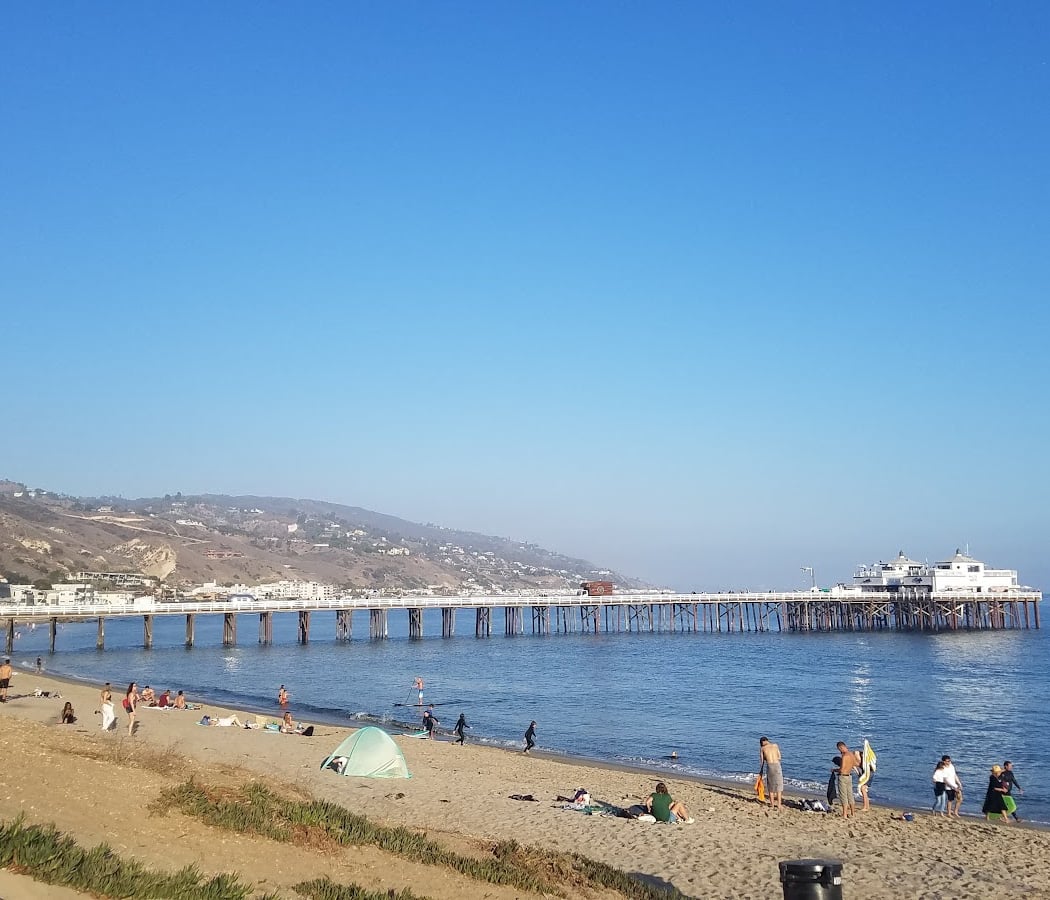 Outerknown x Surfrider LA Beach Cleanup 2