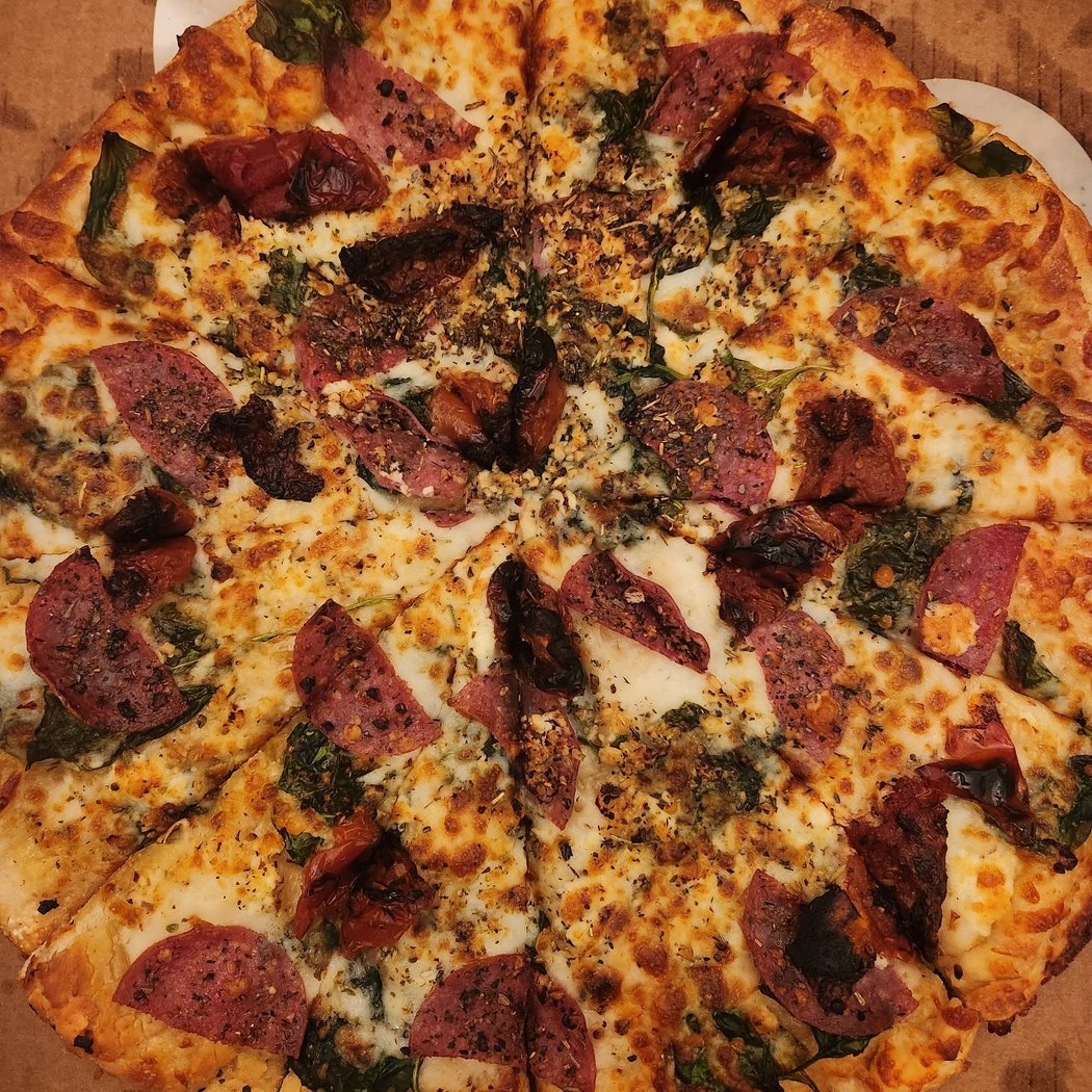 Cenario's pizza of Vallejo 3