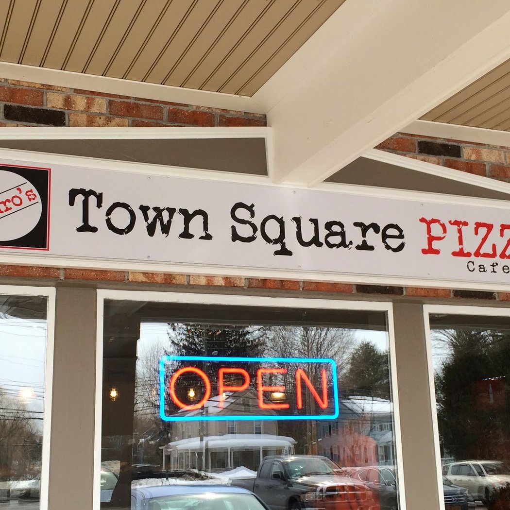Sauro's Town Square Pizza Cafe 2
