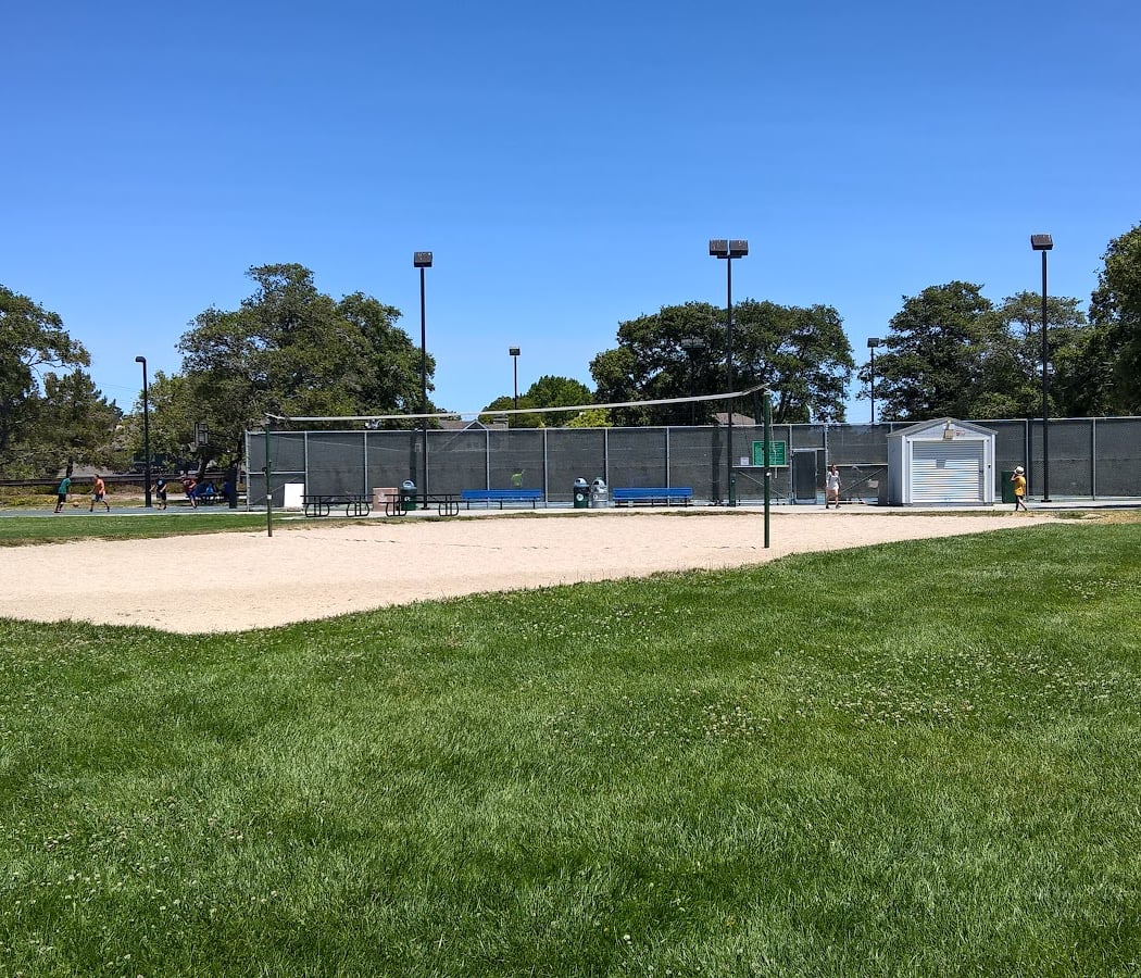 Tennis Courts | Catamaran Park 2