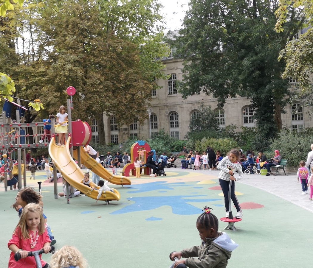 Aire de jeux pour enfants du Jardin Villemin 5