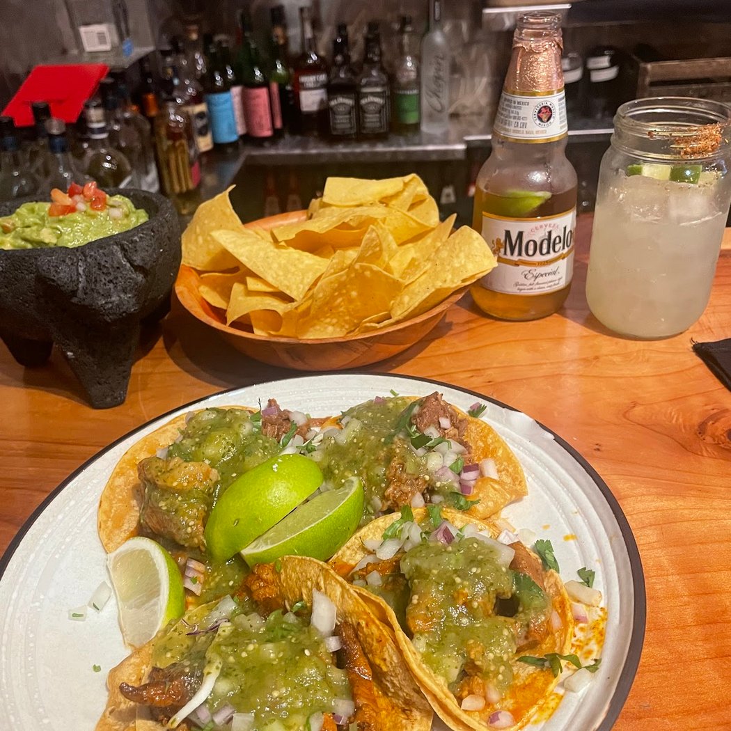 El Farolito 5
