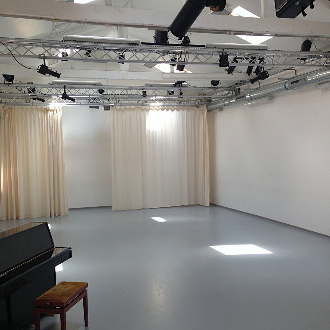 Studio DTM - Danse Théâtre et Musique 4