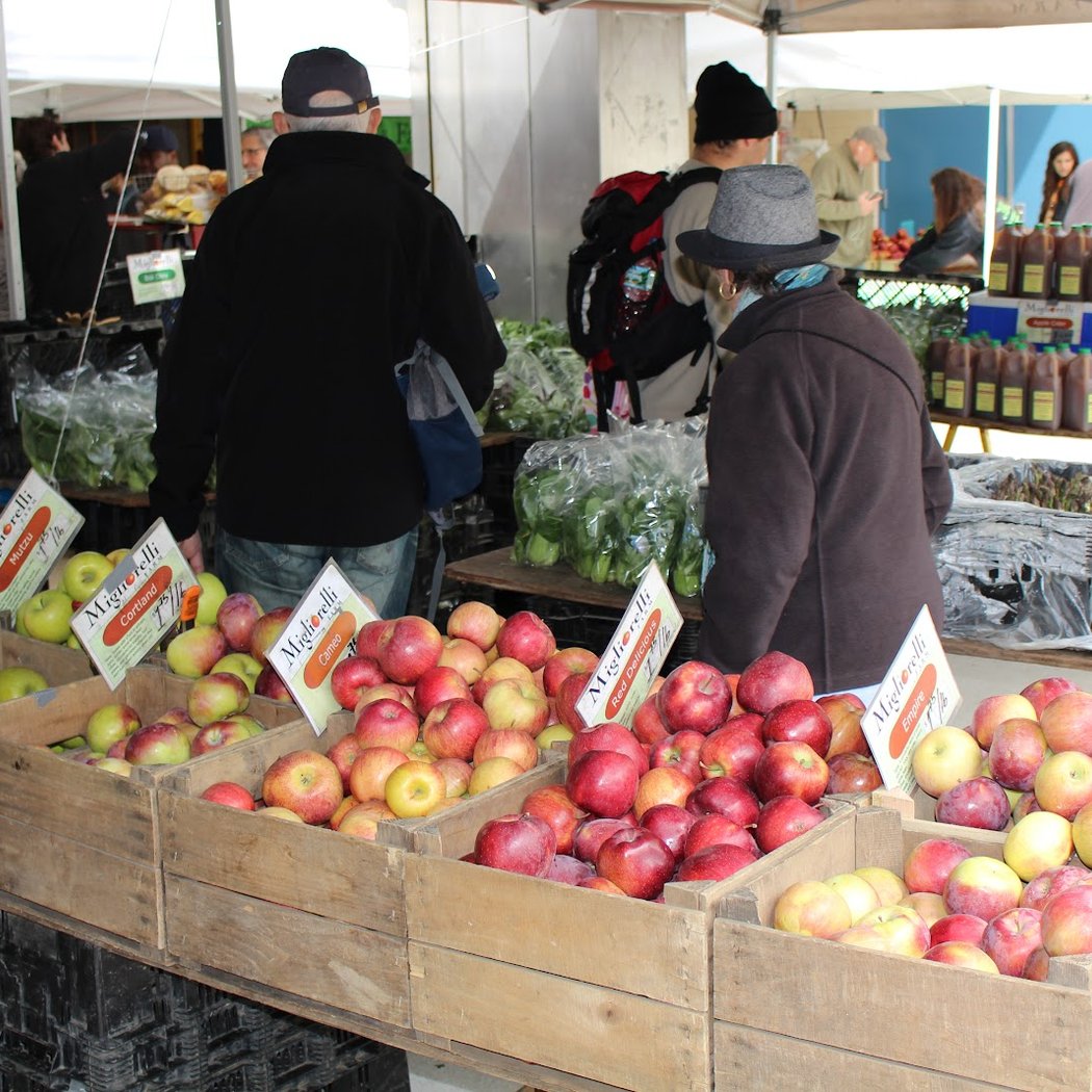 Riverdale Y Sunday Market 1