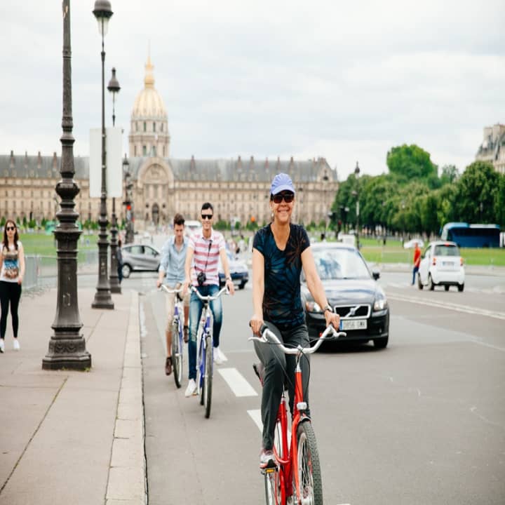 Paris Combo: Highlights Bike Tour & Seine Cruise Experience 1
