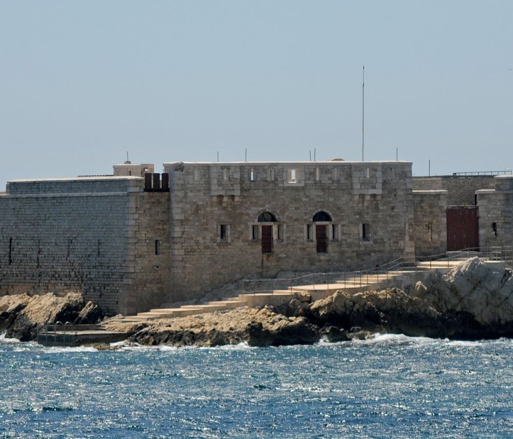 Tourville Fort 2