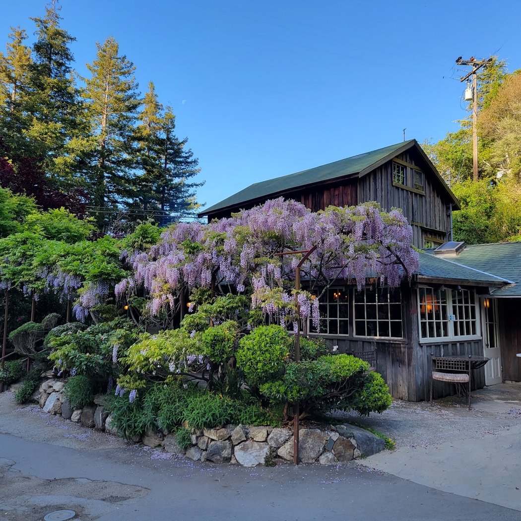 Deetjen's Big Sur Inn 1