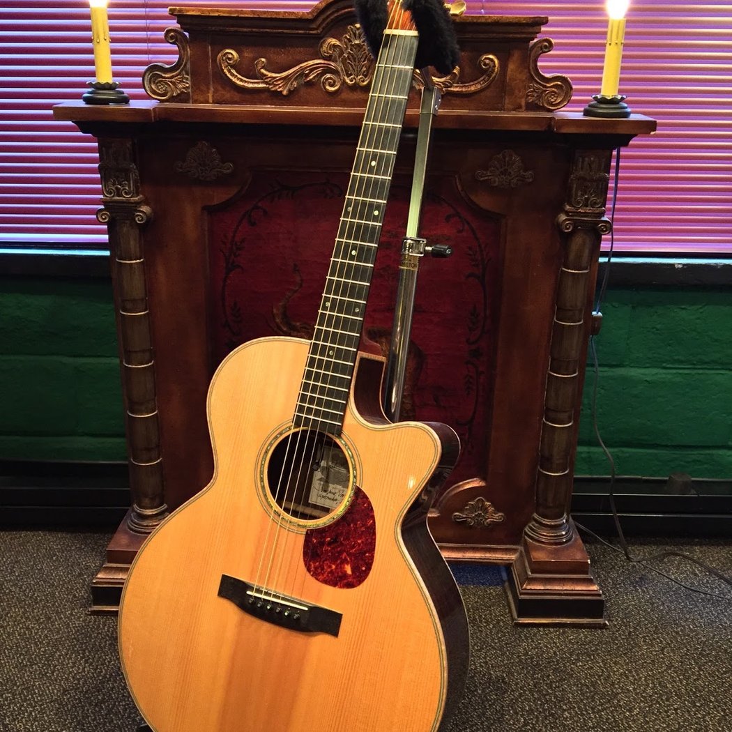 Mighty Fine Guitars 3