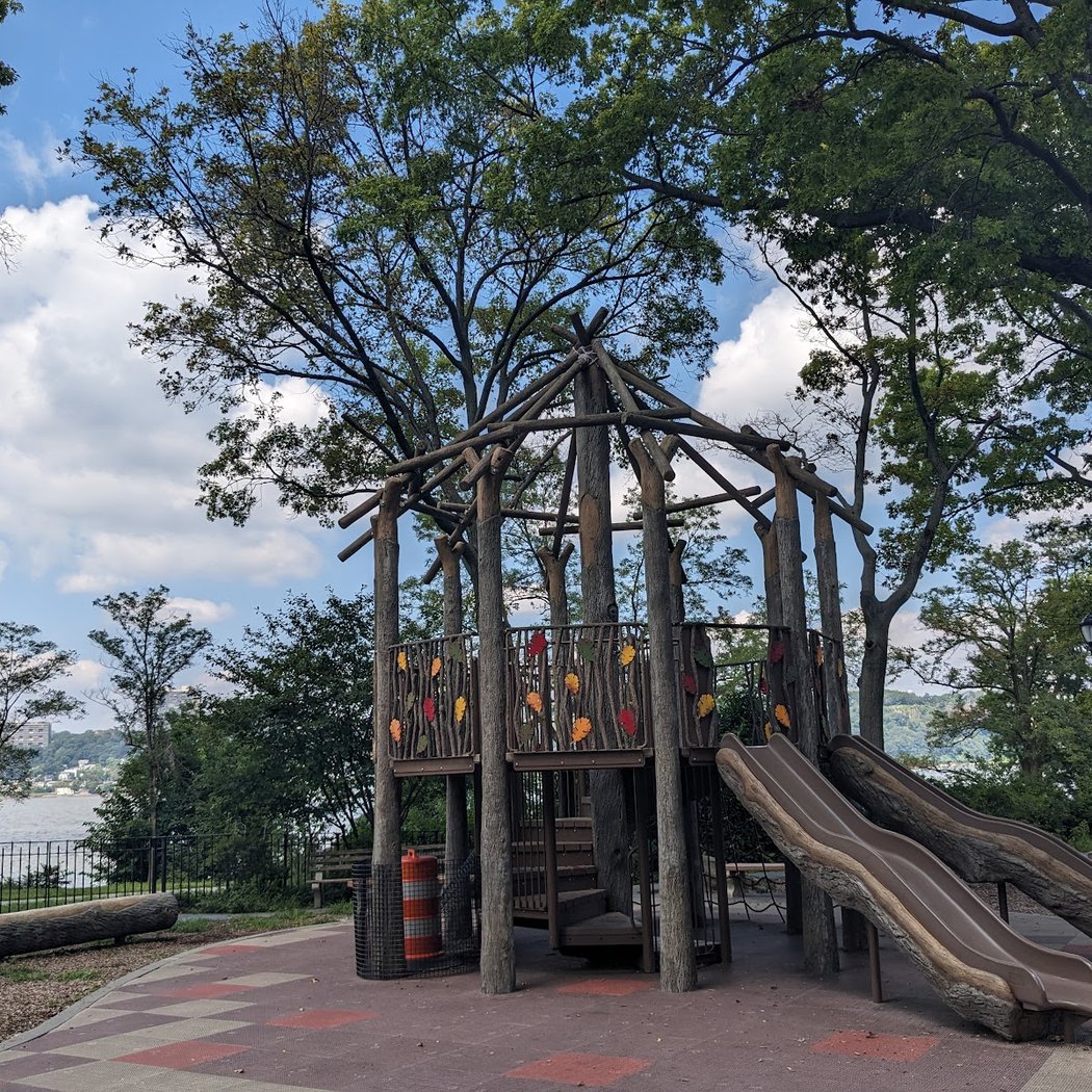 Discovery Playground 3