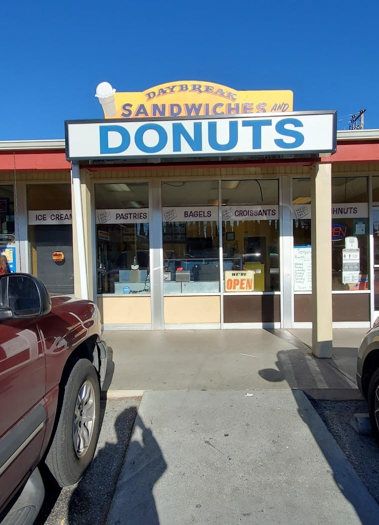 Daybreak Donuts & Ice Cream 2