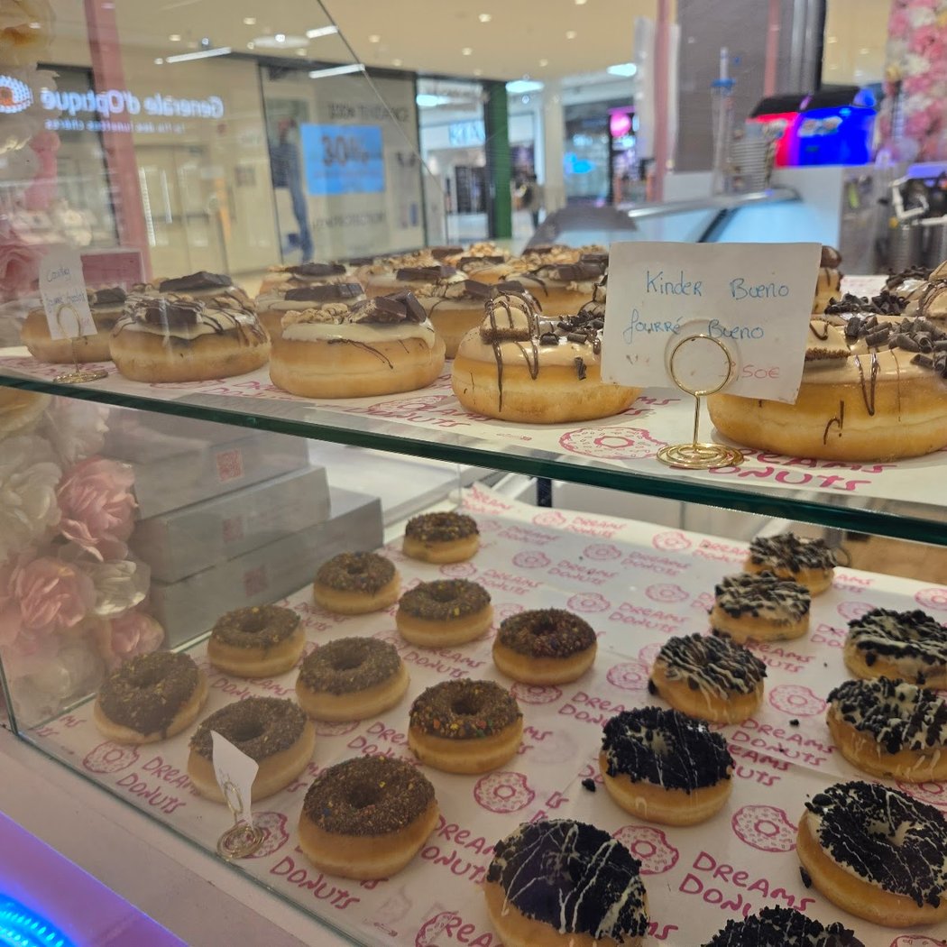 Dreams Donuts 4