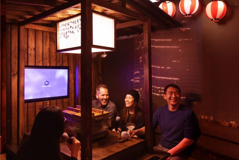 Kokekokko Karaoke Bar 1