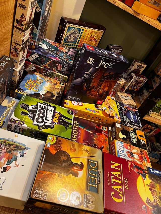 Le Chauve qui rit - Bar à jeux de société et Boutique 3