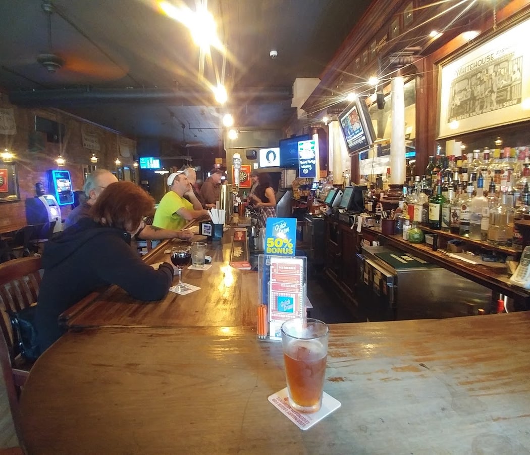 The White House Bar 1