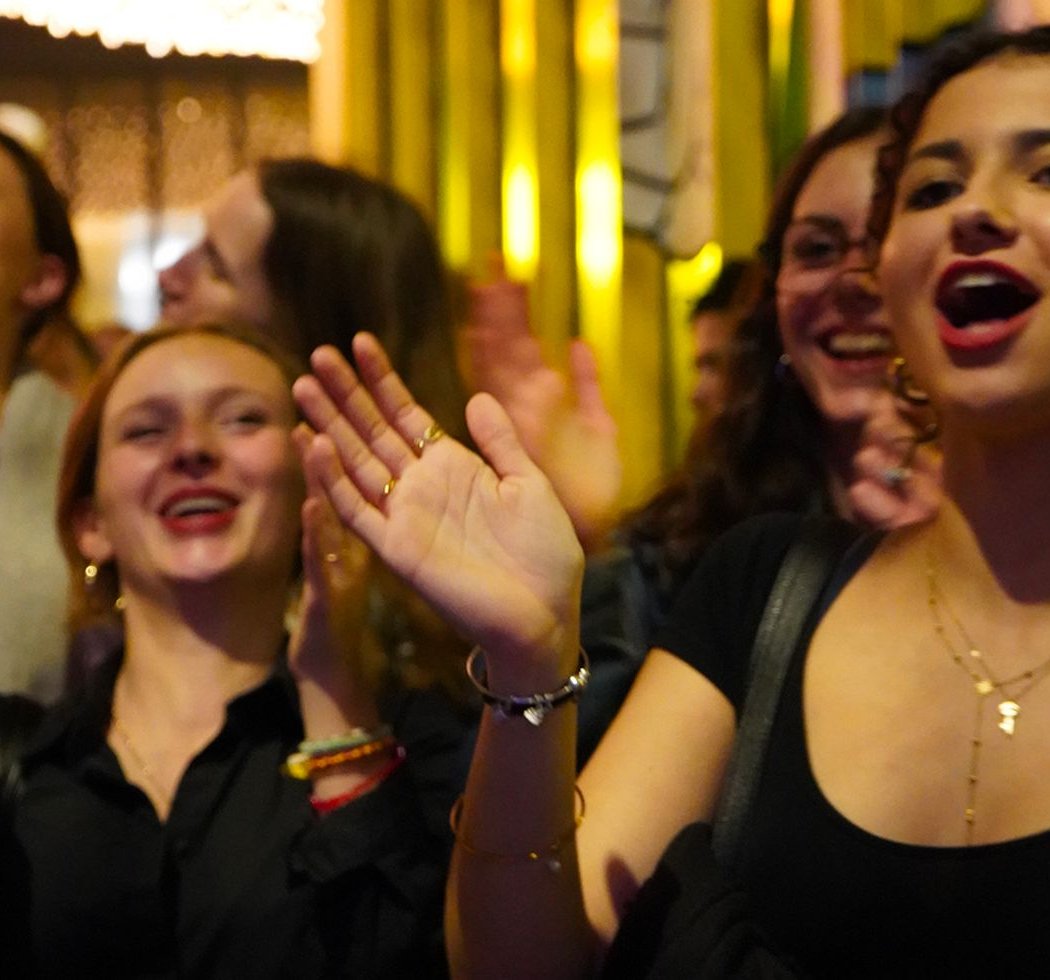 Une soirée karaoké pour les pop-stars d'un soir 1
