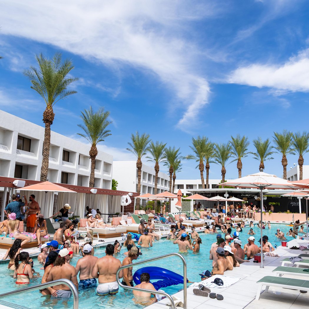 Sol Social Pool Party 1