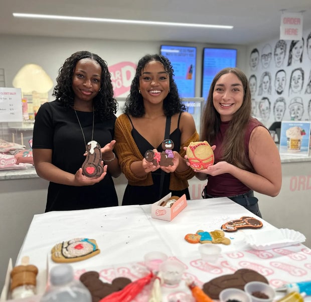 Boozy Sundae Decorating Class 1