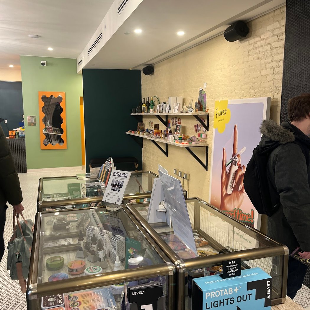 Verdi Cannabis Store 2