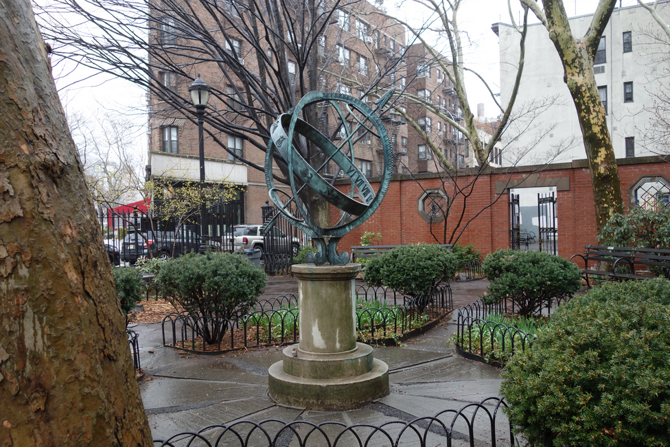Winston Churchill Square 2