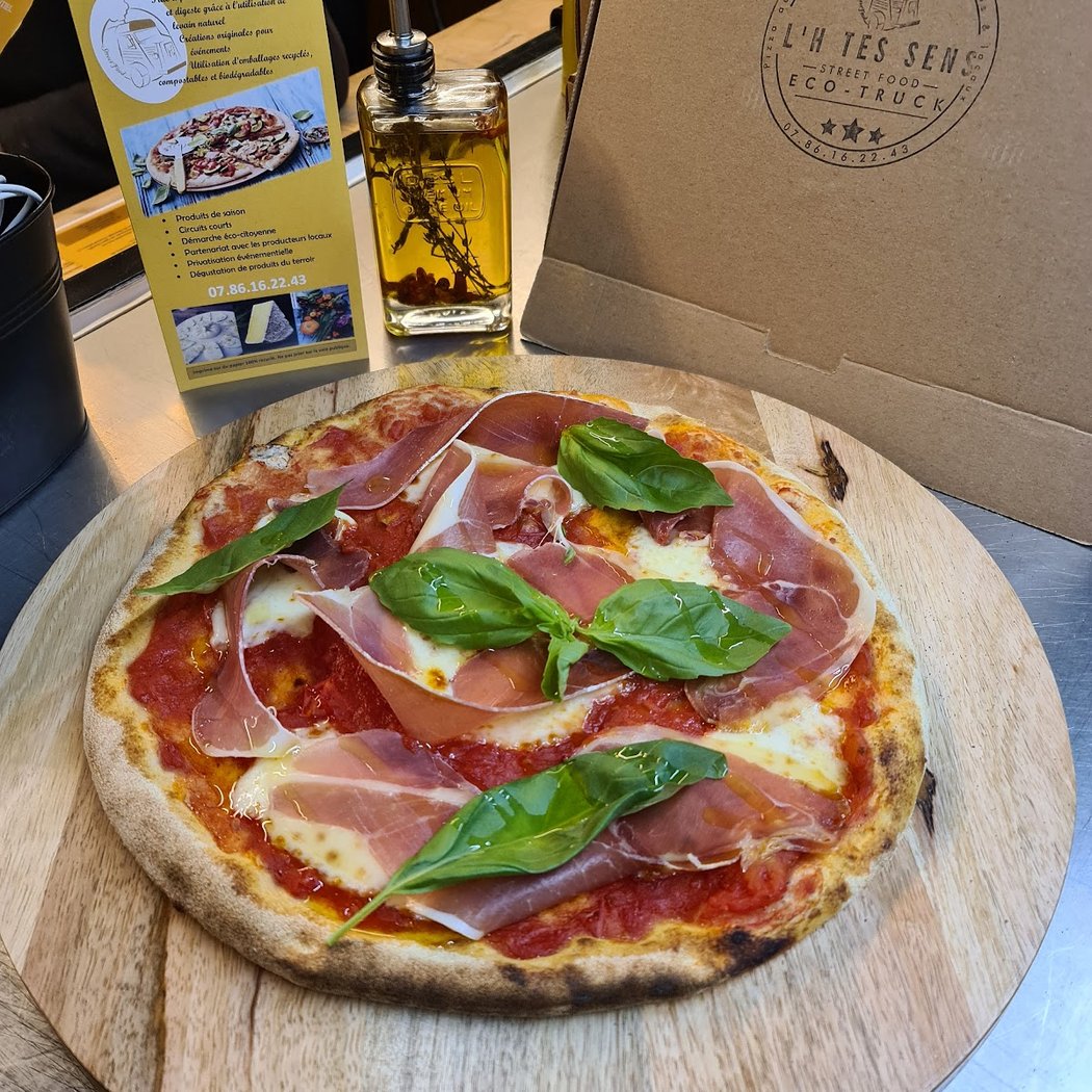 L’H Tes Sens Foodtruck, Pizzas de terroir au feu de bois 1