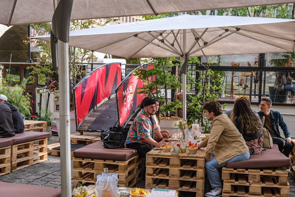 Terrasse musicale de la Péniche Marcounet 3