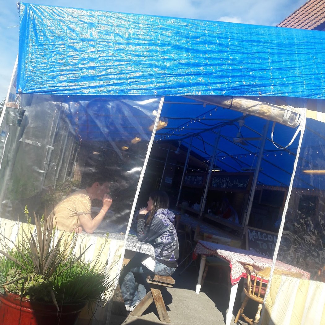 Divewalk Cafe 3