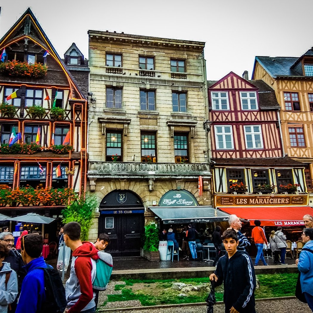 Place du Vieux Marché 3
