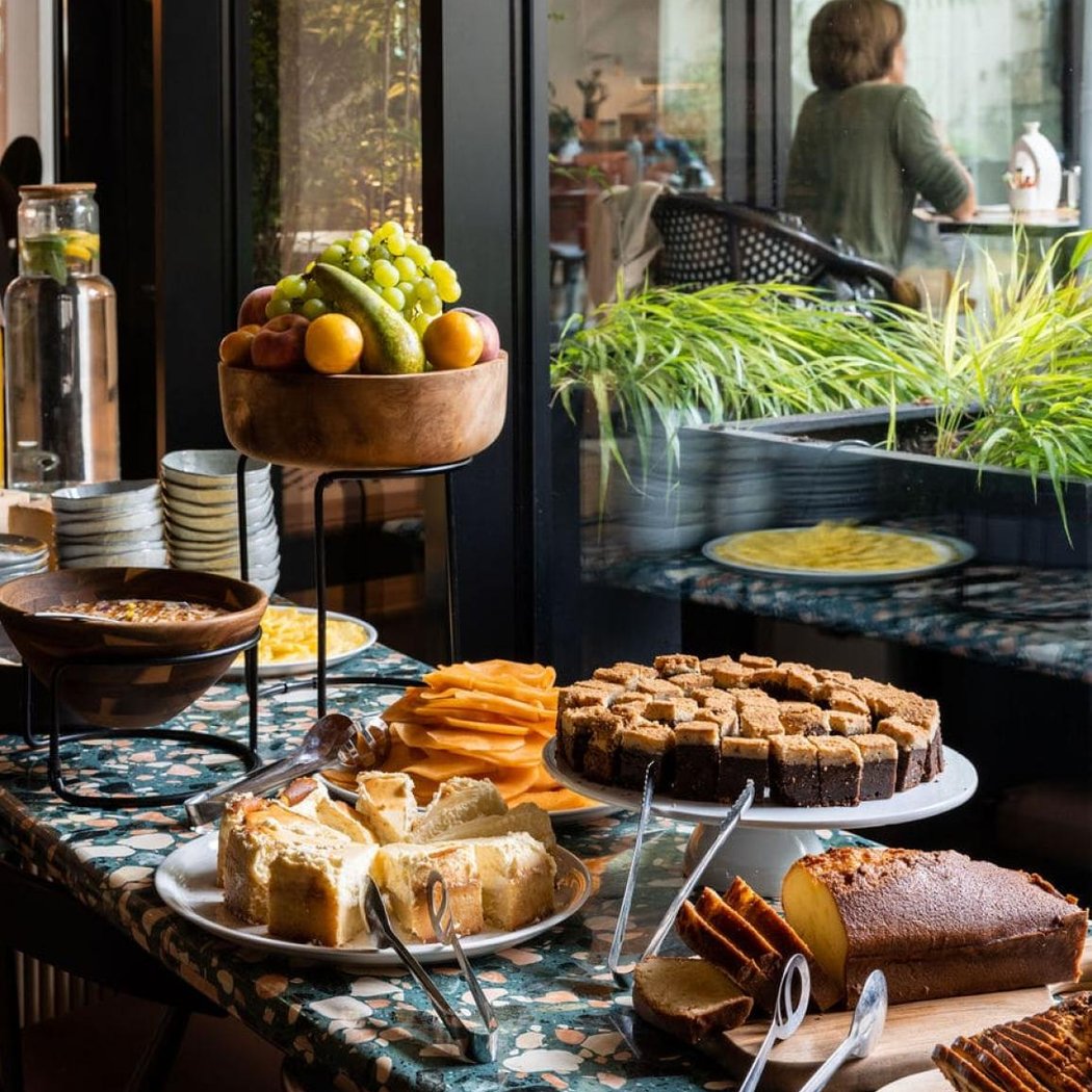 Le Parchamp Table, Rooftop & Bar 2
